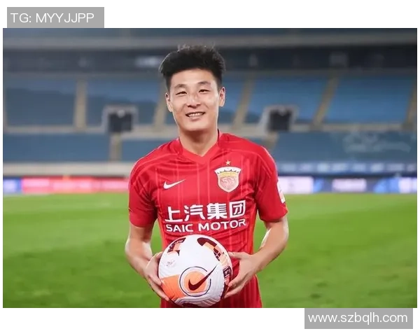 中国足球历史上最具影响力的十大球星排名及其辉煌成就分析