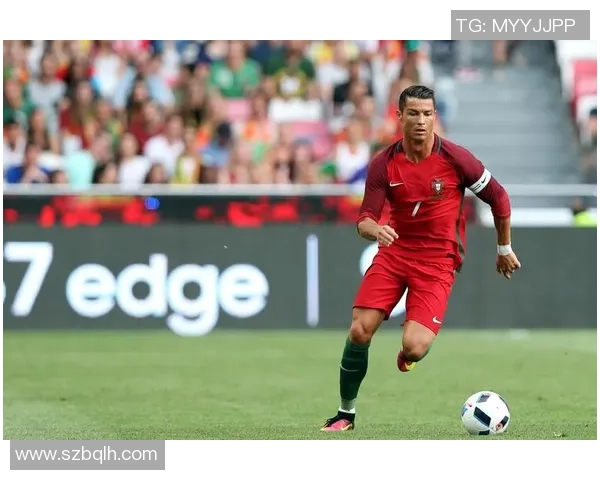 足球剪辑转场艺术揭秘 球星瞬间华丽变换背后的创意与技巧