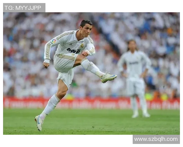 足球小将全球球星风采展：从梅西到C罗，传奇球员背后的成长故事